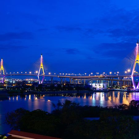 Riverfront Bangkok Exterior foto